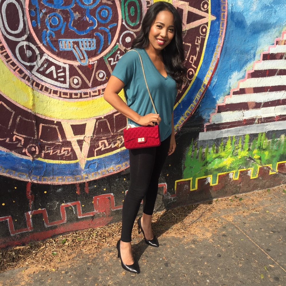 ‼️SALE‼️ CLASSIC WINE GOLD LUXURY SHOULDER BAG - Picture 3 of 8